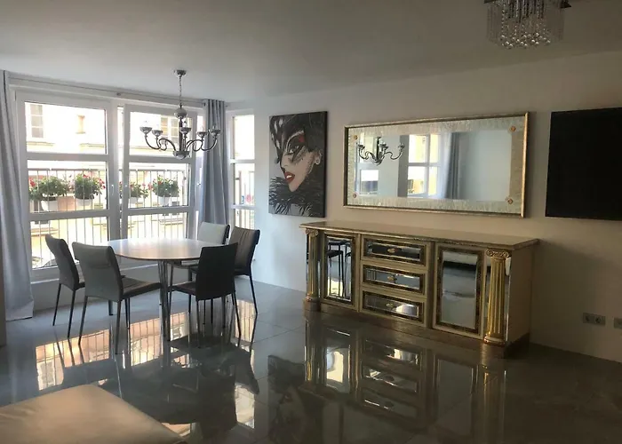 Luxurious 2 Bedroom Old Daire