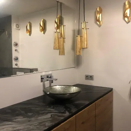 Luxurious 2 Bedroom Old Munich