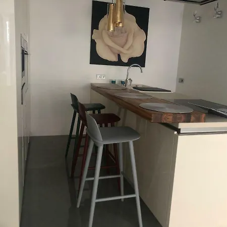 Appartement Luxurious 2 Bedroom Old