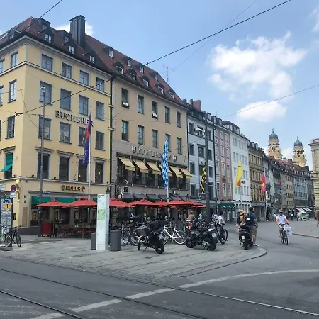 Appartement Luxurious 2 Bedroom Old *